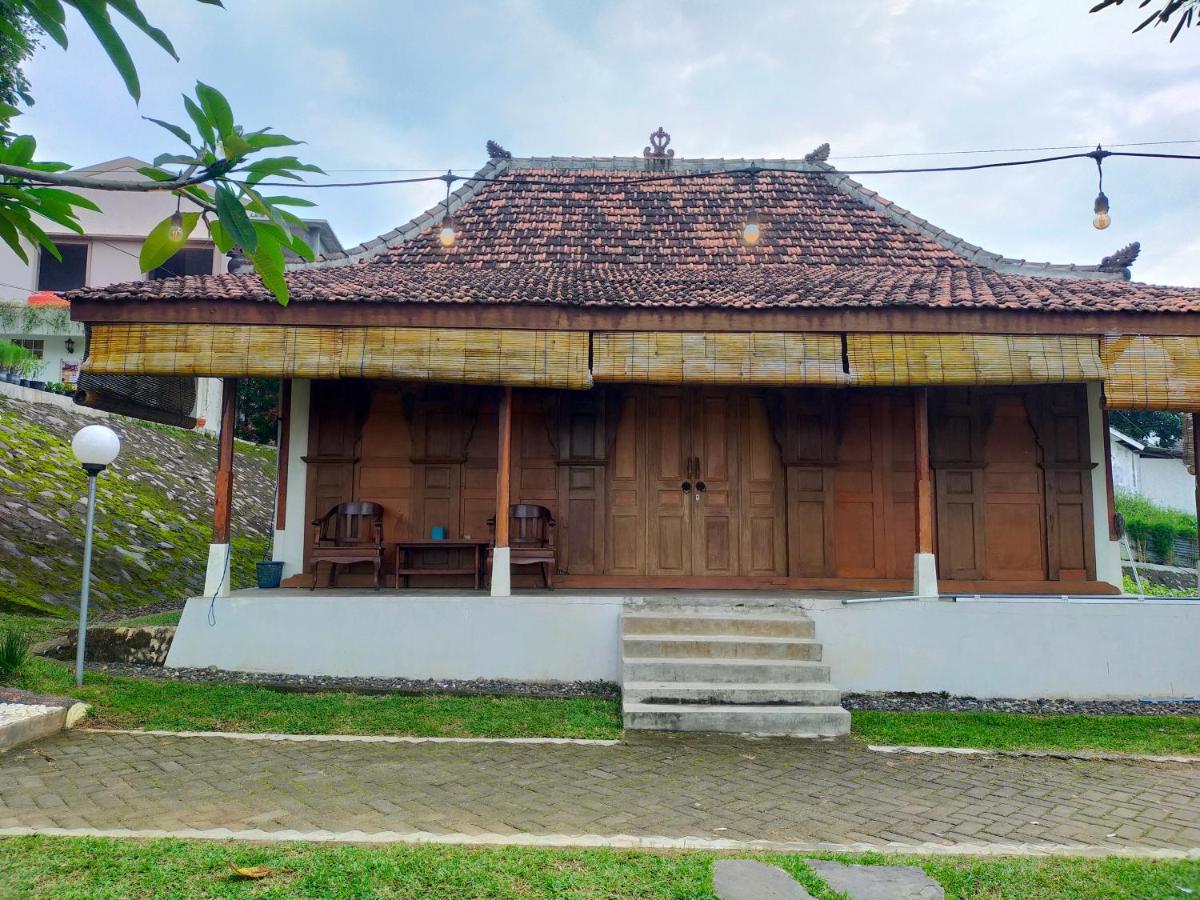 Joglo Kumpul Resort Cangkiran Bagian luar foto
