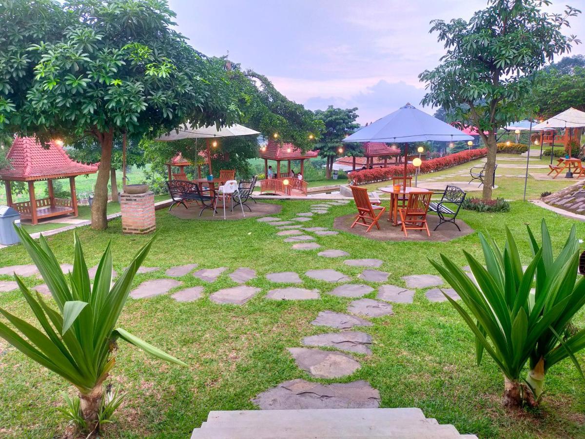 Joglo Kumpul Resort Cangkiran Bagian luar foto