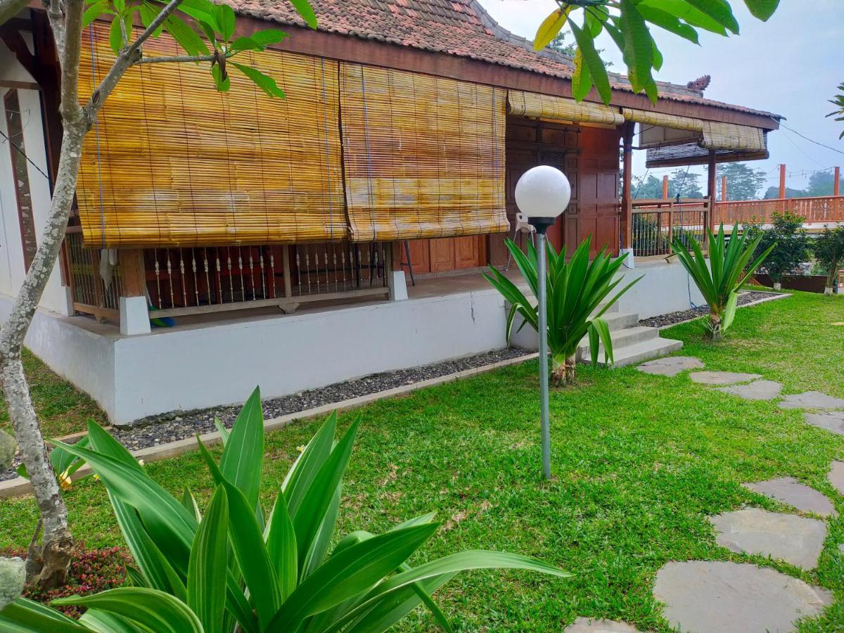 Joglo Kumpul Resort Cangkiran Bagian luar foto