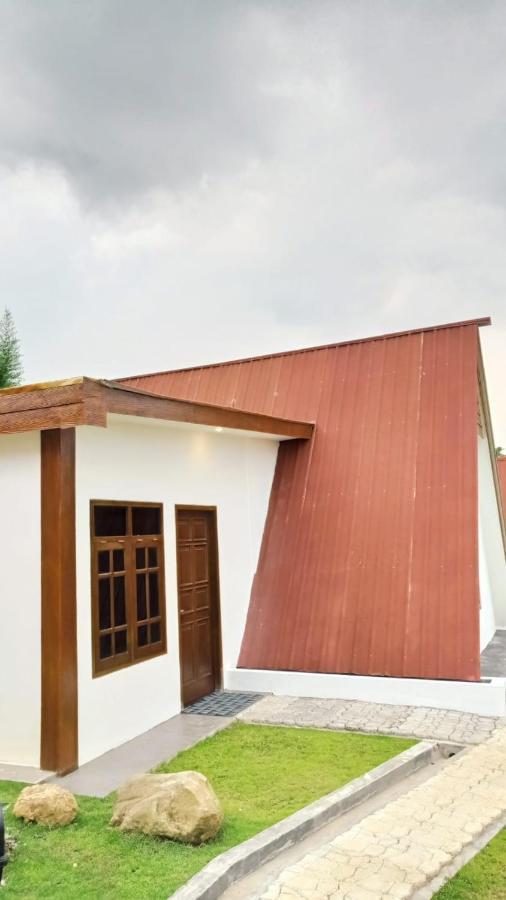 Joglo Kumpul Resort Cangkiran Bagian luar foto